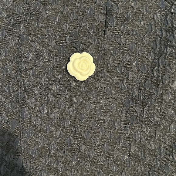 New with Tags. Authentic Karl Lagerfeld navy houndstooth dress with flowers - Picture 13 of 13